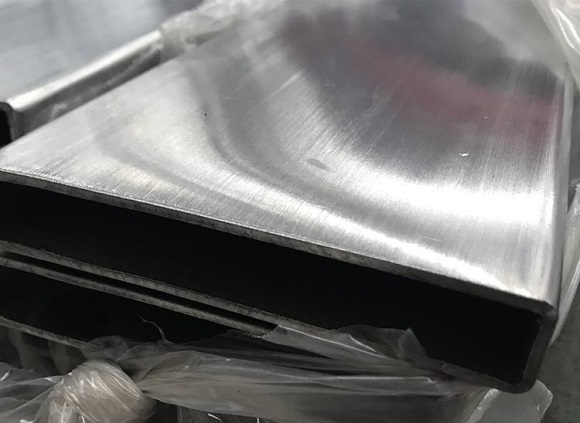 304不銹鋼管變形原因有哪些？